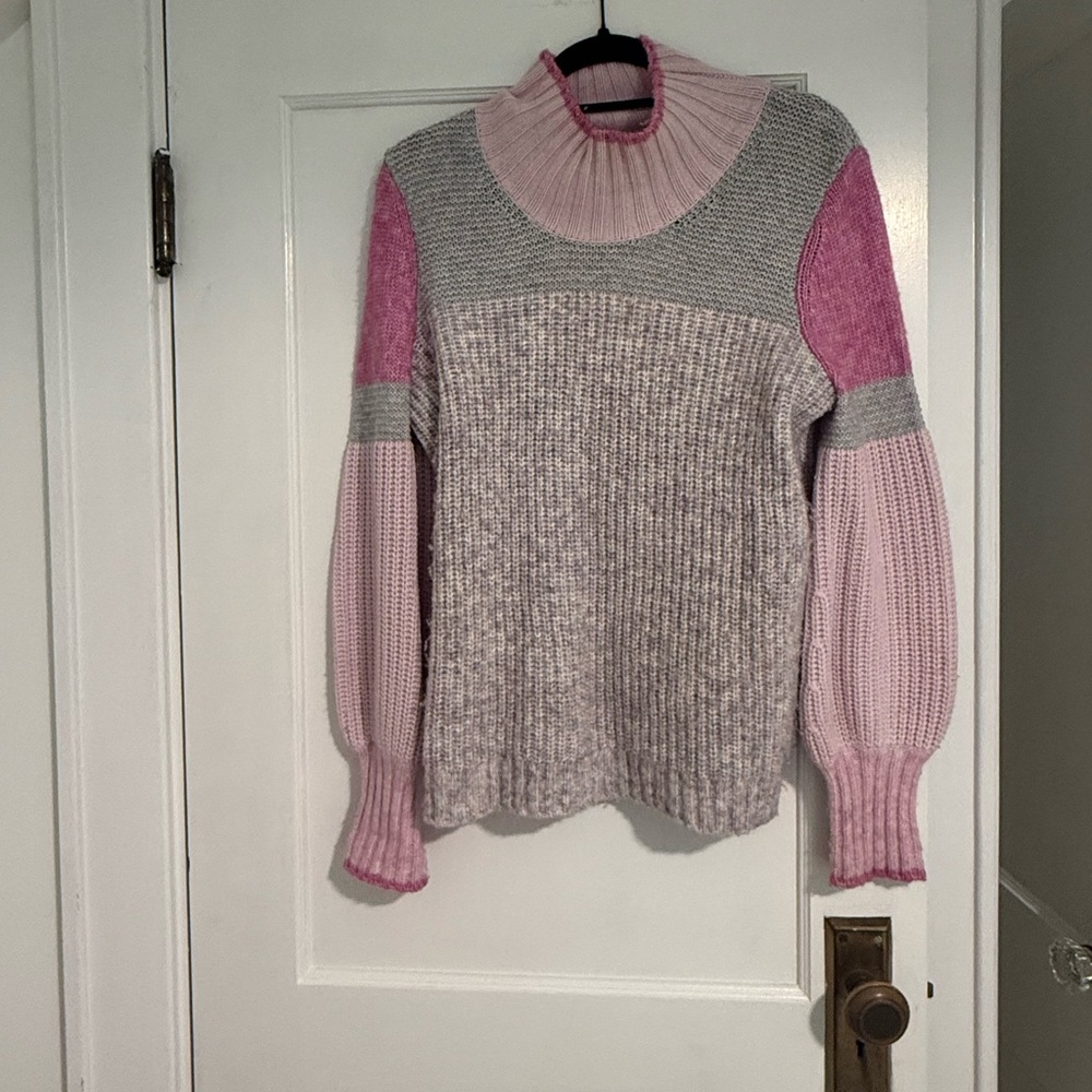 Splendid Pink and Gray Women's Turtleneck Sweater